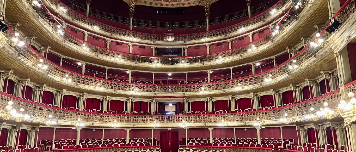 Bailarines del PAR en el Teatro Romea Murcia Cascanueces